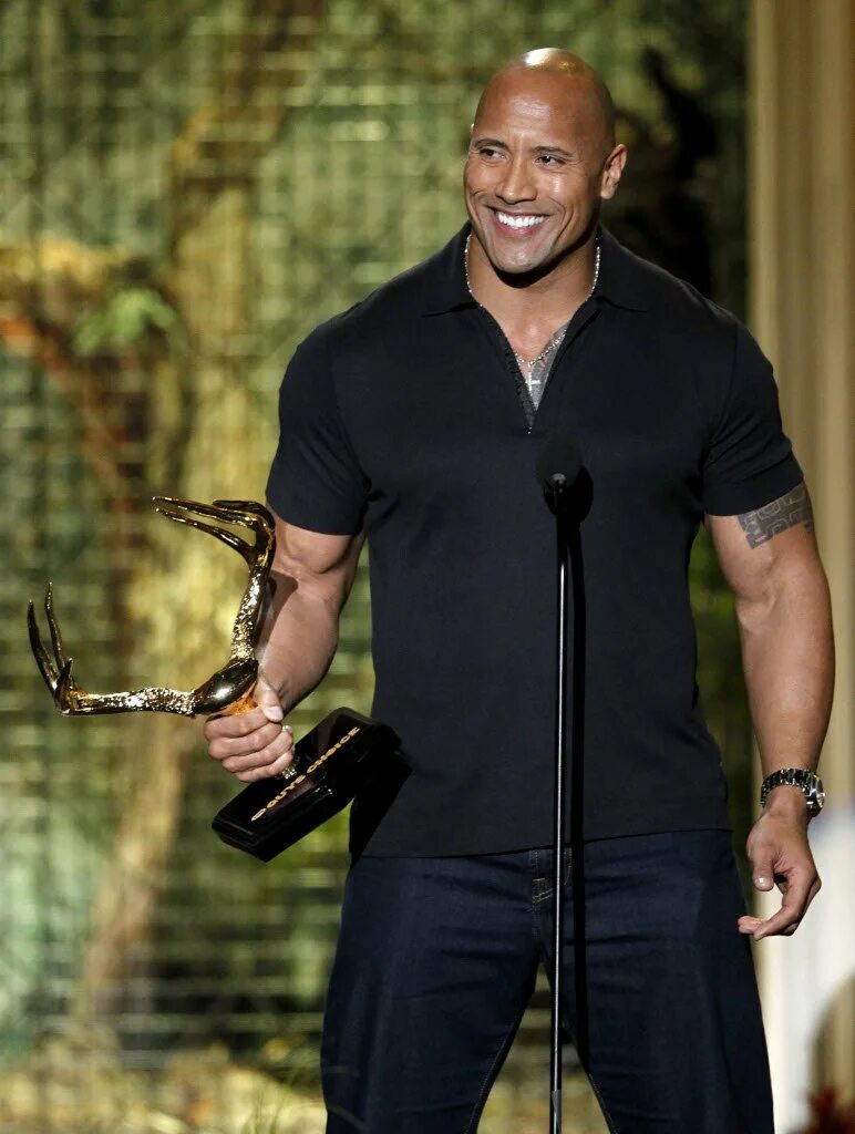 Under armour дуэйн джонсон. дуэйн скала джонсон фото. скала джонсон в 1990. скала джонсон 2021. дуэйн джонсон.