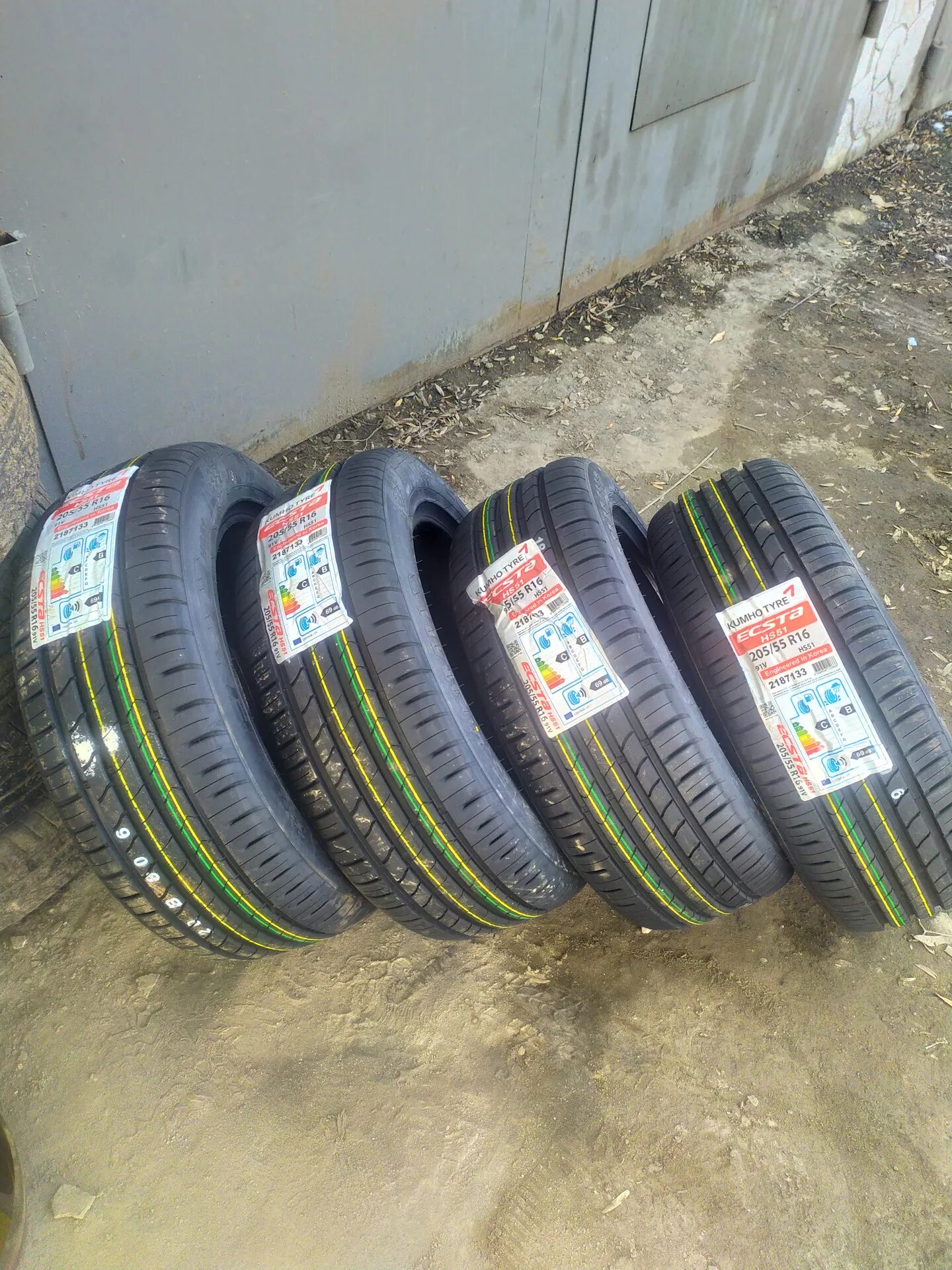 Kumho Ecsta hs51 205/55 r16. Кумхо Экста hs51. Kumho hs51 205/55 r16. 205/60r16 Kumho HS-51. Kumho ecsta 205 55 r16 купить