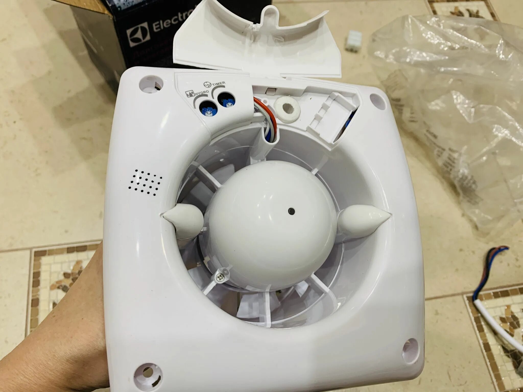 Вентилятор eafb 100. Electrolux eafa-100. electrolux argentum eafa-100. вентилятор вытяжной electrolux argentum eafa-100th (таймер и гигростат). вентилятор вытяжной electrolux eafa-100.