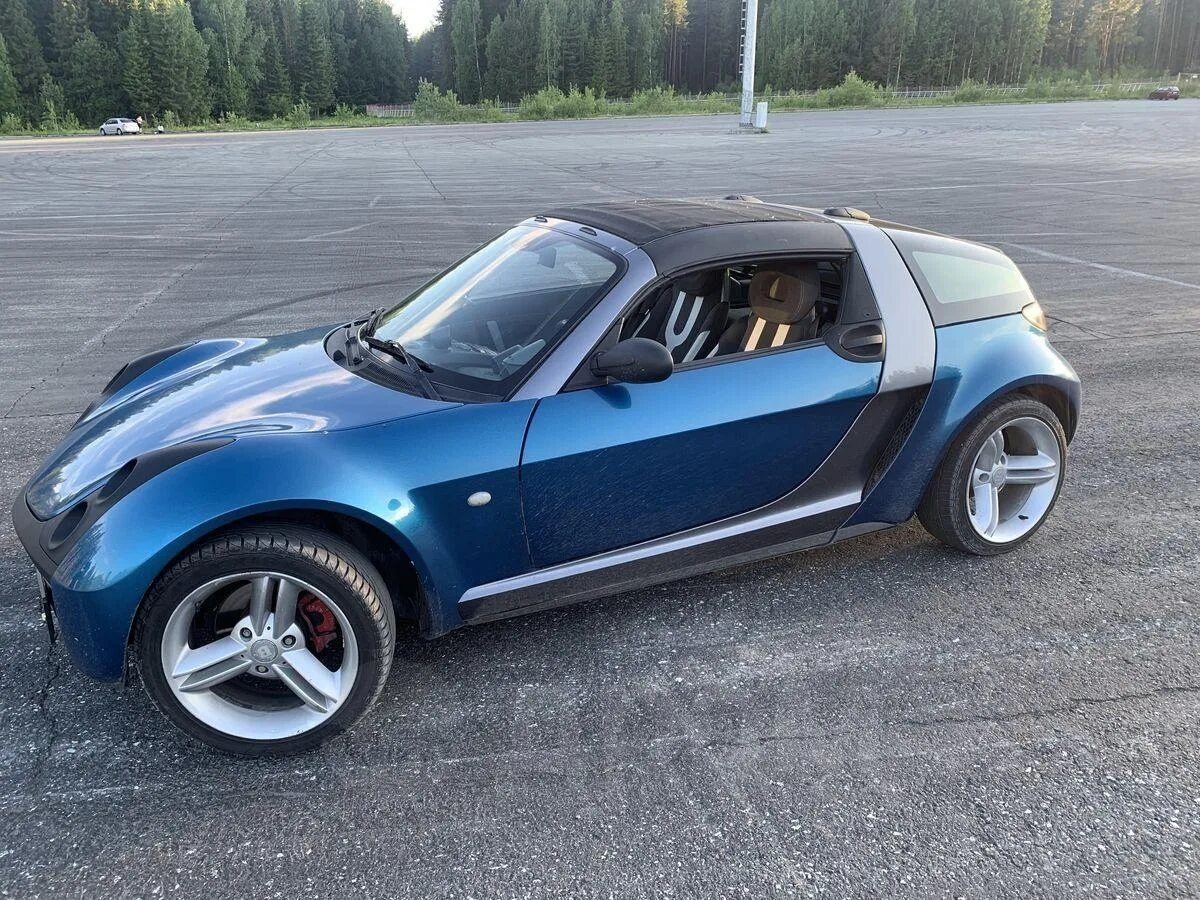 Smart Roadster.