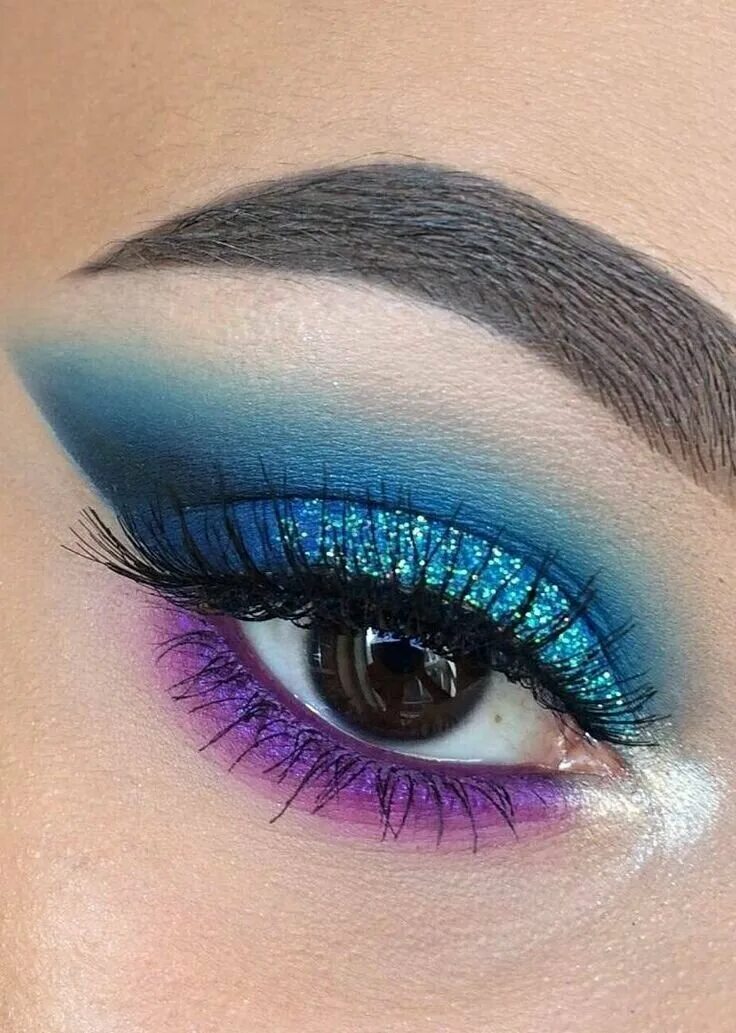 Make up colors. Цветной макияж. Макияж глаз тенями nyx ultimate. Яркий цветной макияж. Make up colors.