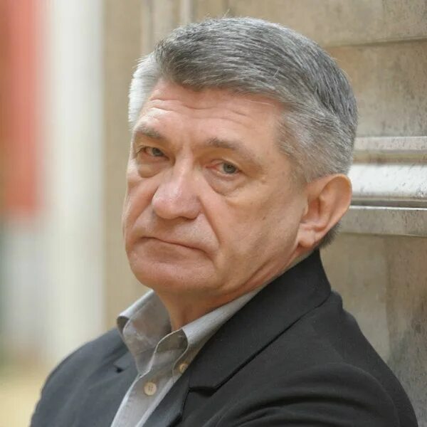 Сокуров объявил о завершении карьеры после отказа в прокате "Сказке" - Ведомости