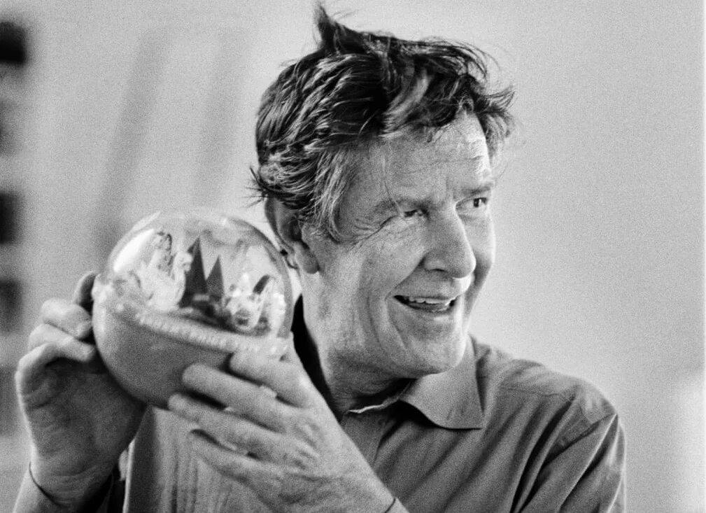 Джон кейдж композитор. Композитор джон кейдж. Джон милтон кейдж фото. Джон кейдж. Джон кейдж 1952.