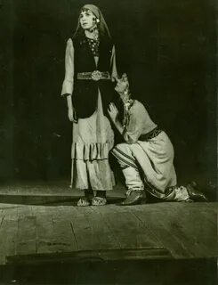 В ночь лунного затмения