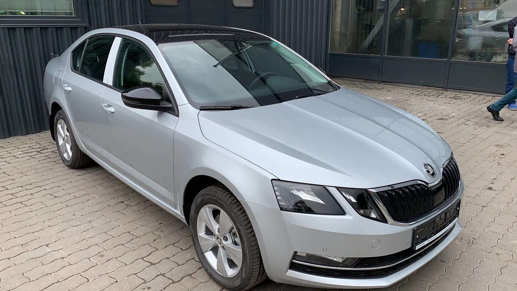 Skoda Octavia a8 серебристый. Skoda Octavia a7 серебристый металлик. Octavia a7 Active. Купить шкоду в курске