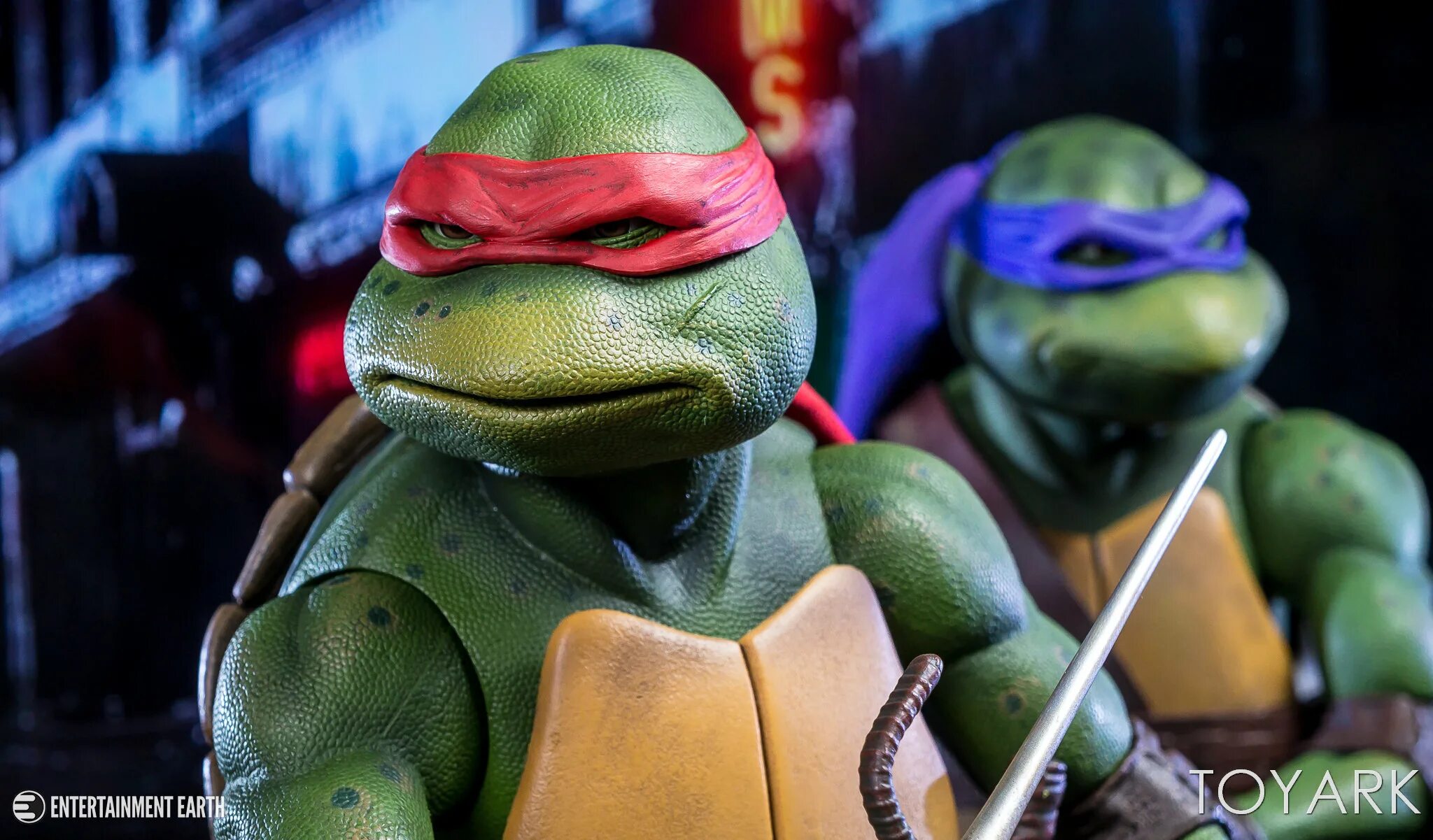 Черепашки ниндзя 1990. Рафаэль Черепашки-ниндзя 1990. TMNT Рафаэль 1990. Черепашки ниндзя фильм 1990 Рафаэль. Черепашки ниндзя фильм 1990 Рафаэль панцирь.