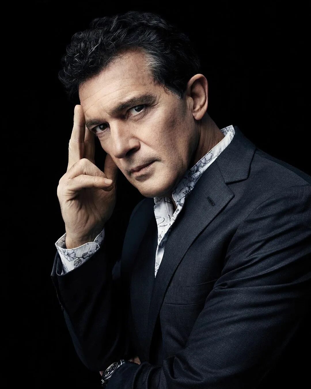 Барселона спаин. Испания барселона. Севилья испания достопримечательности. Популярный испанский. Севилья андалусия испания.