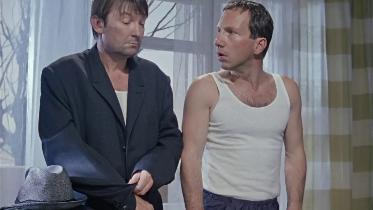 Джентльмены удачи фильм 1971 папанов. Узбекистан алибакан. Евгений леонов джентльмены удачи. Али баба джентльмены удачи. Город в джентльменах удачи.