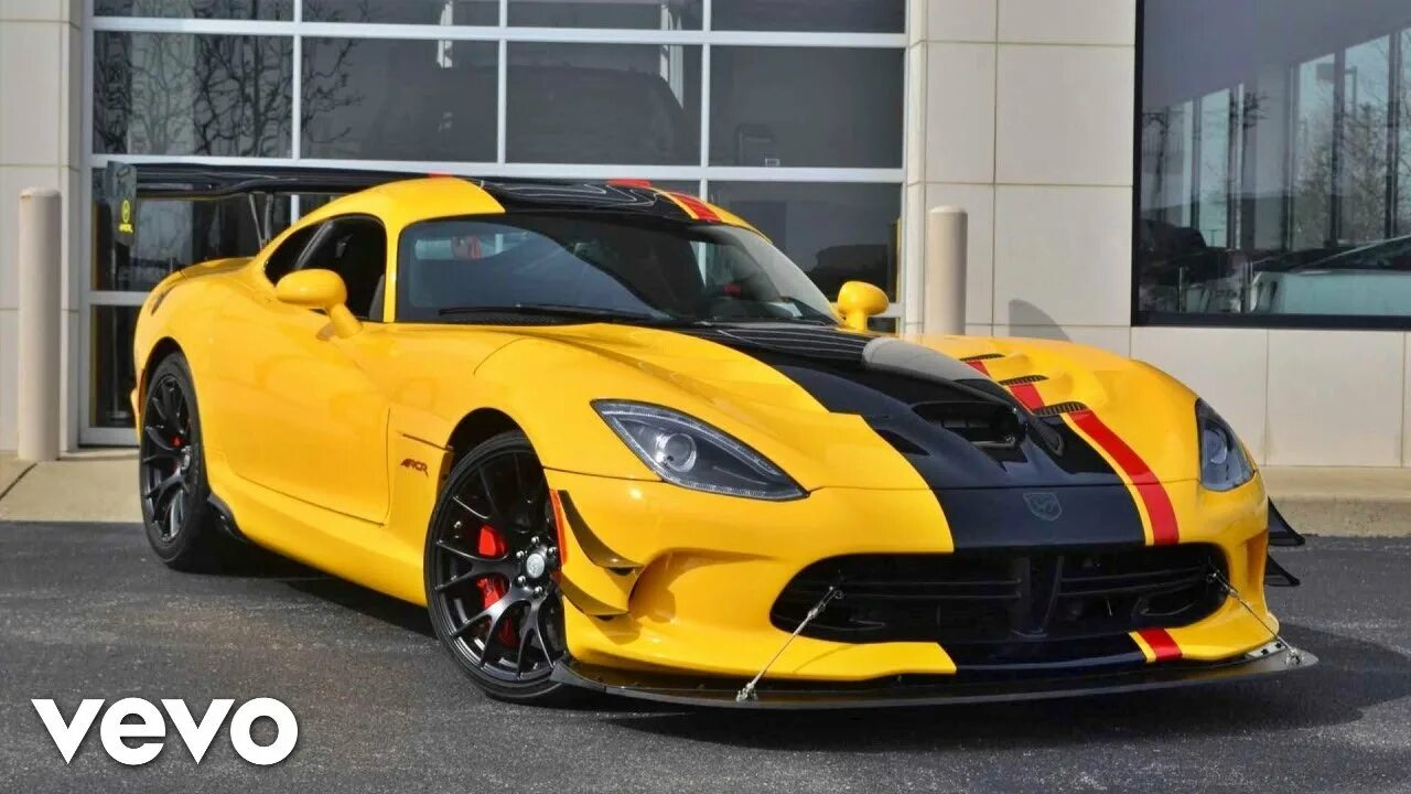 Бит в стиле вайпер. Додж вайпер 2025 желтый. dodge viper. dodge viper 2025. dodge viper acr 2017.