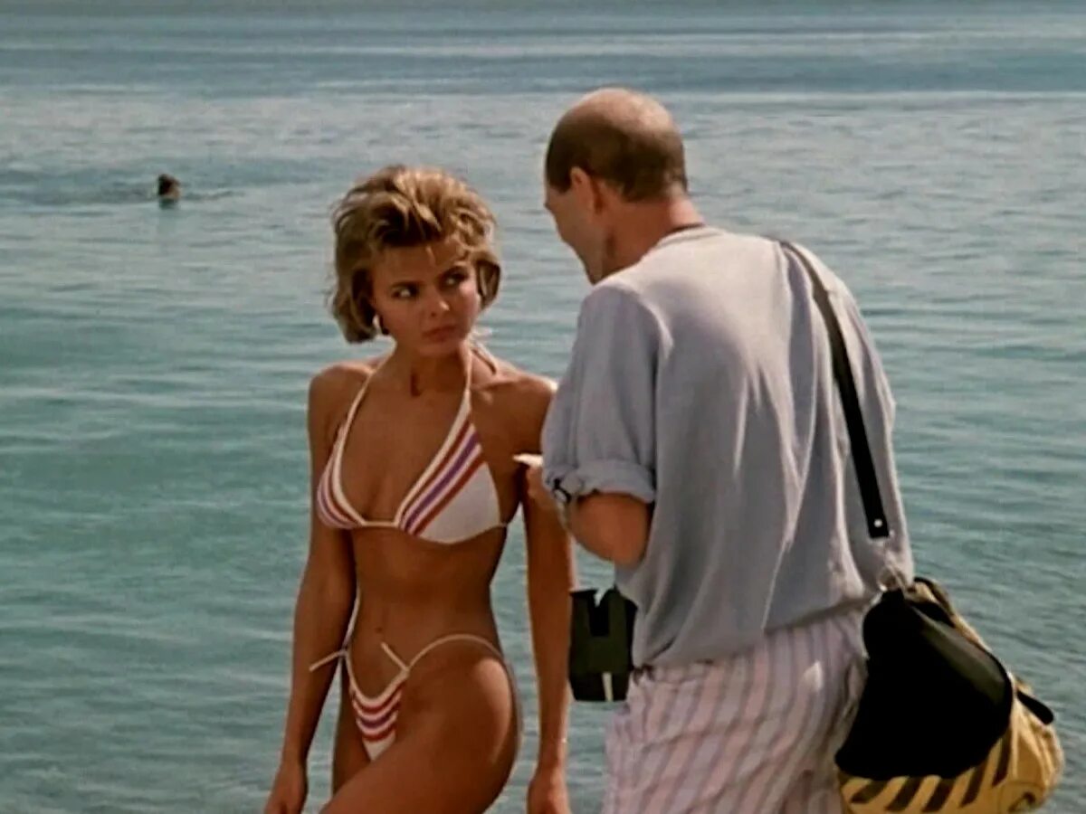 татьяна лютаева в фильме дама с попугаем. дама с попугаем. елена копыл дама с попугаем. дама с попугаем чертаново. алексей жарков дама с попугаем.