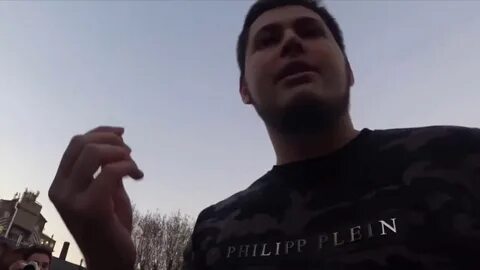 Как выглядит блоггер абракадабра