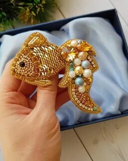 Золотая рыбка из бисера