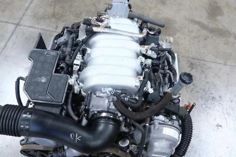 Двигатель 3 uz. Toyota 3uz-fe. двигатель тойота 3uz-fe. двигатель тойота 4.3 3uz-fe. 3uz fe vvti.