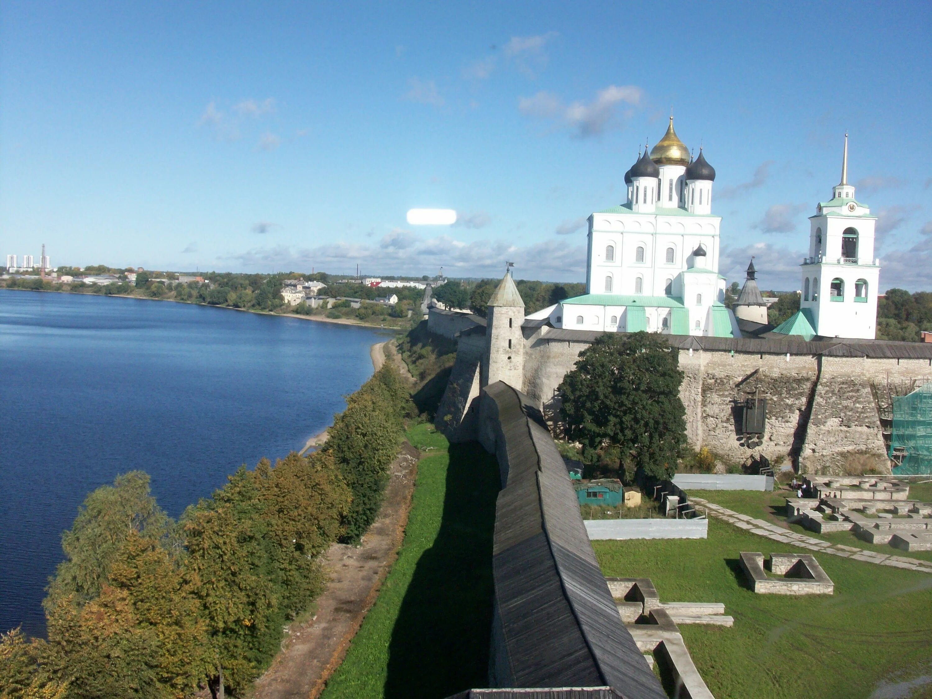 Тур печоры из спб. Псков изборск печоры. псковский кремль изборск. псков изборск печоры экскурсия с пскова.