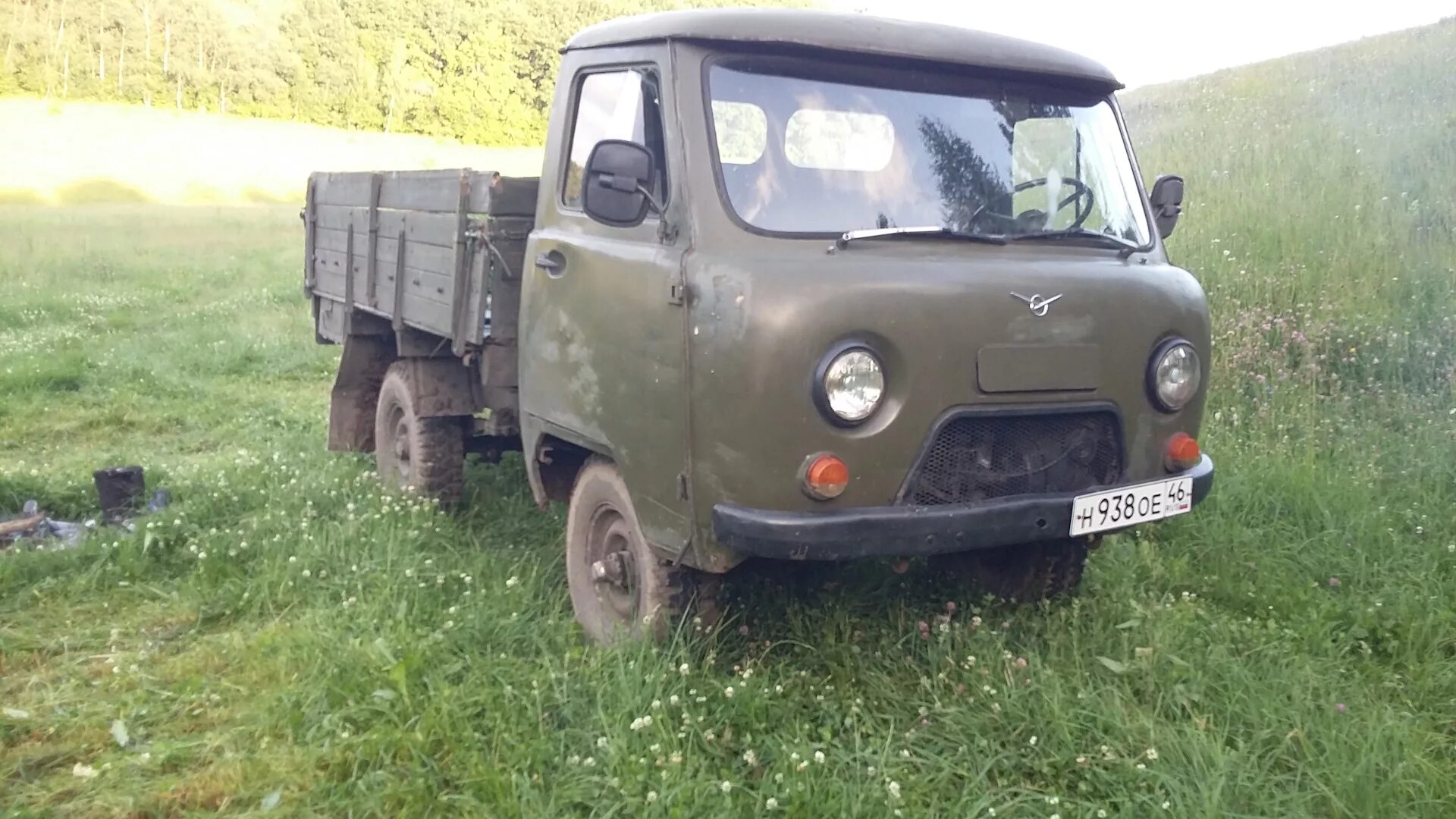 Уаз бортовой бу алтайский край. УАЗ 3303 бортовой. УАЗ 3303 бортовой 1987. УАЗ головастик 3303 1986. УАЗ 3303 2014 гос номер.