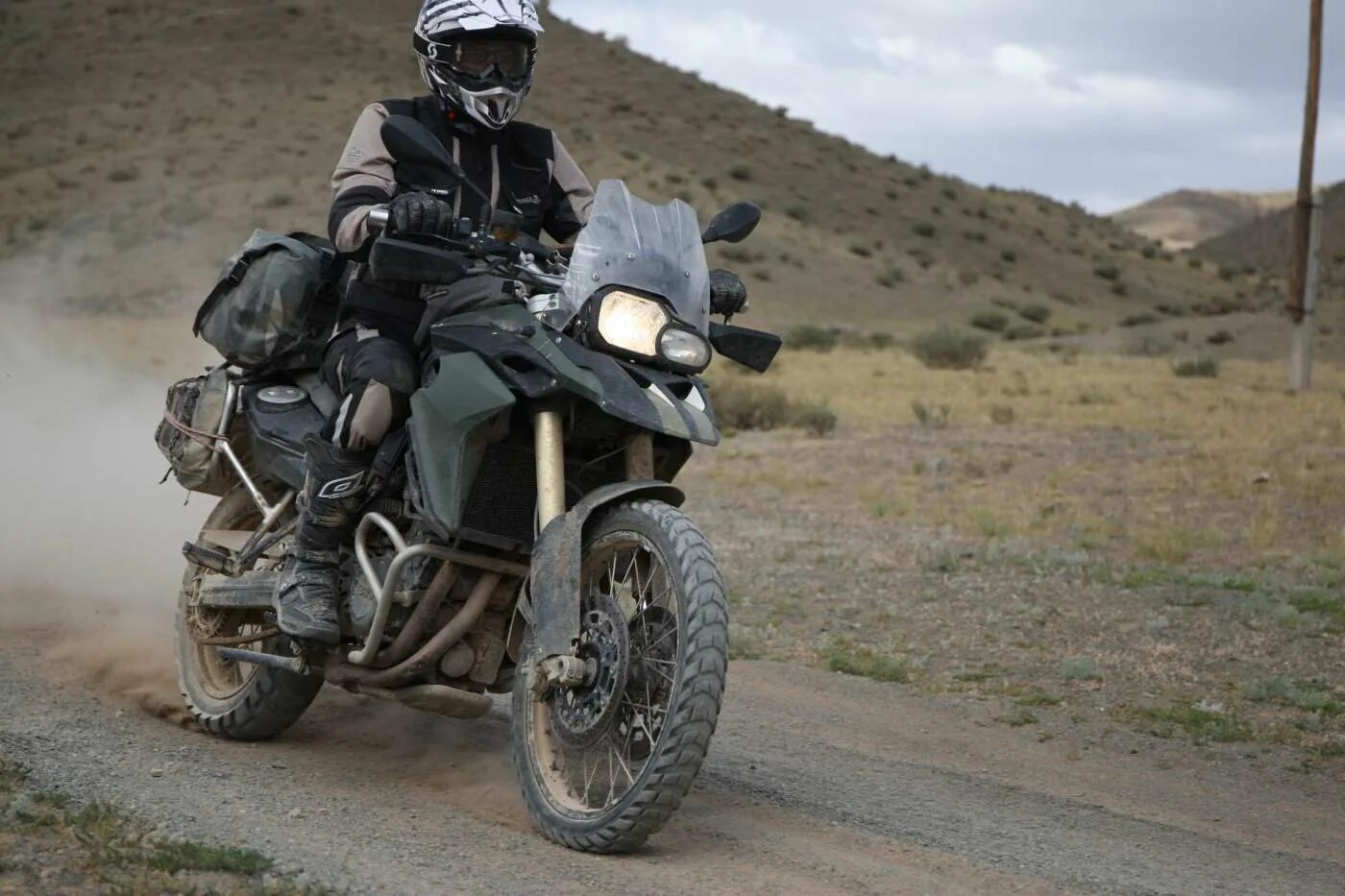 Мотоцикл для дорог общего пользования. Мотоцикл бмв турэндуро 650. yamaha 650 турэндуро. турэндуро 800. мотоцикл бмв эндуро турист.