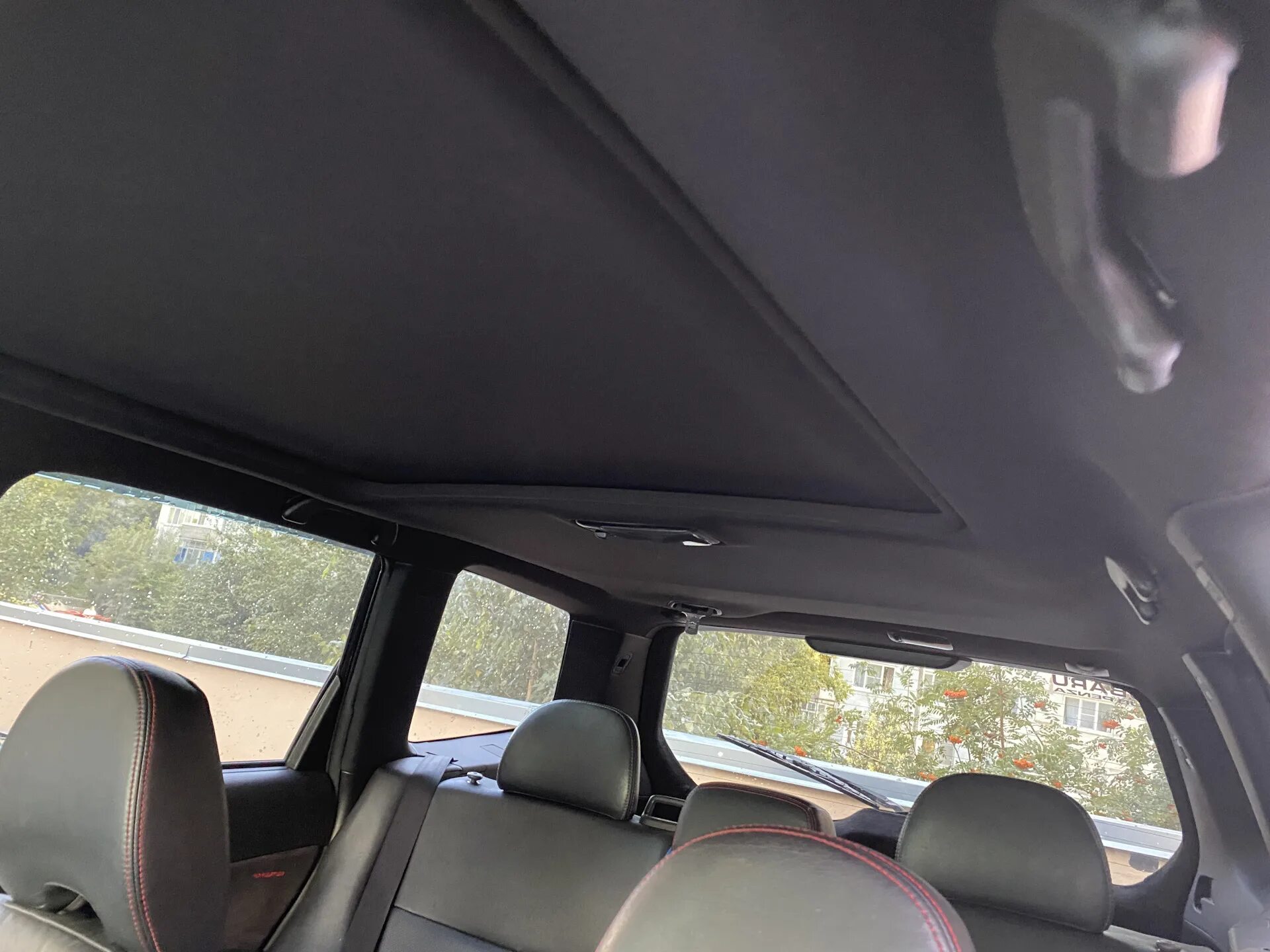 Черный потолок subaru legacy b14. Субару форестер sh черный потолок. Форестер 2008 салон потолок. Субару форестер потолок. Потолок субару форестер сф5.