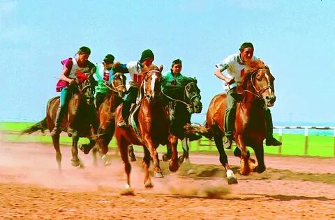 Азиялық әйелдердің алдауын көрсететін онлайн порно