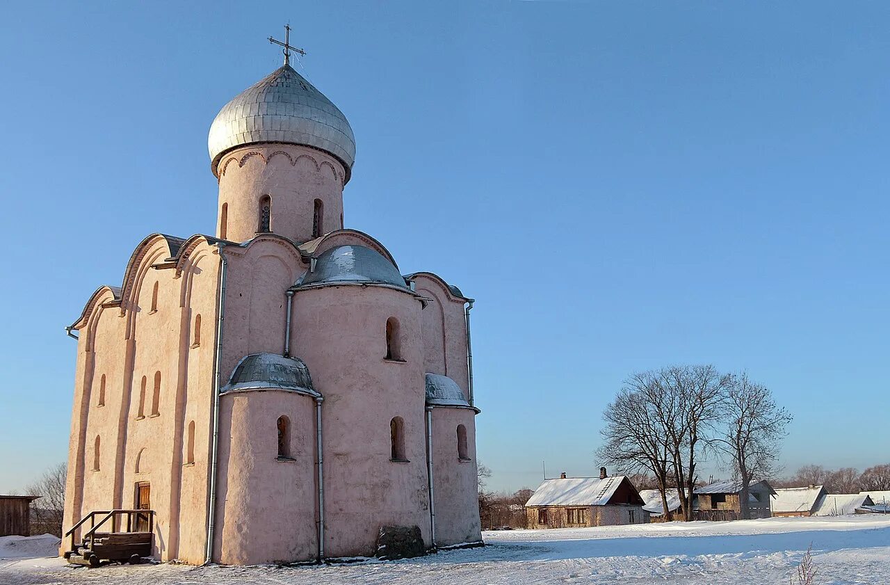 3 церковь спаса на нередице. Церковь спаса-нередицы под новгородом (1198 г.). храм на нередице в новгороде. церковь спаса на нередице под новгородом. спас нередицы великий новгород.