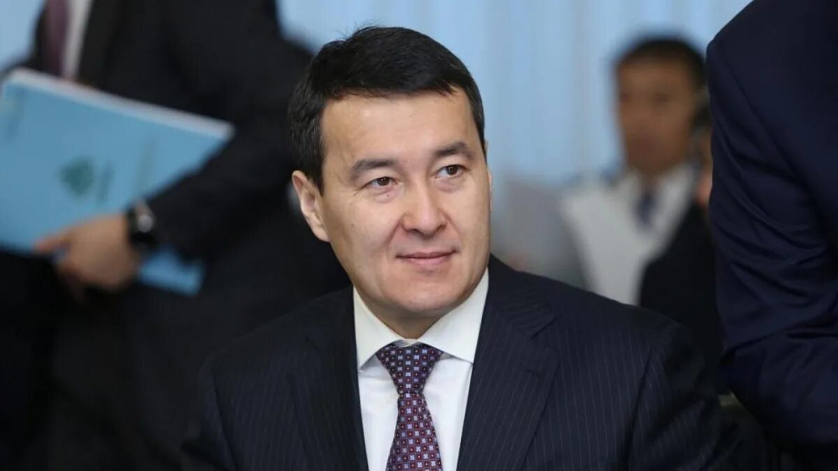 Новый премьер министр казахстана. Премьер министр казахстана а смаилов.