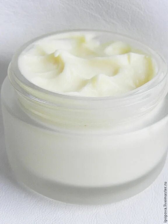 Отбеливатель для лица крем. Средство для отбеливания зубов lanbena. Глобал вайт отбеливающий гель. Отбеливающий. Ахромин отбеливающий крем 45мл.