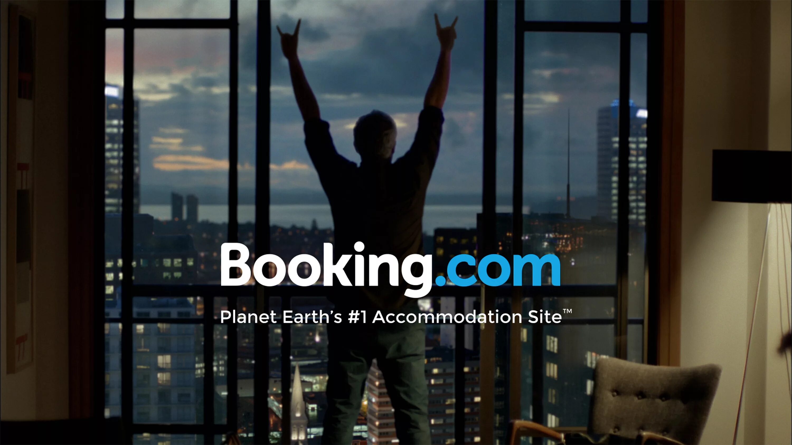 Booking.com. Реклама букинг. Букинг картинки. Booking.com реклама. Booking websites