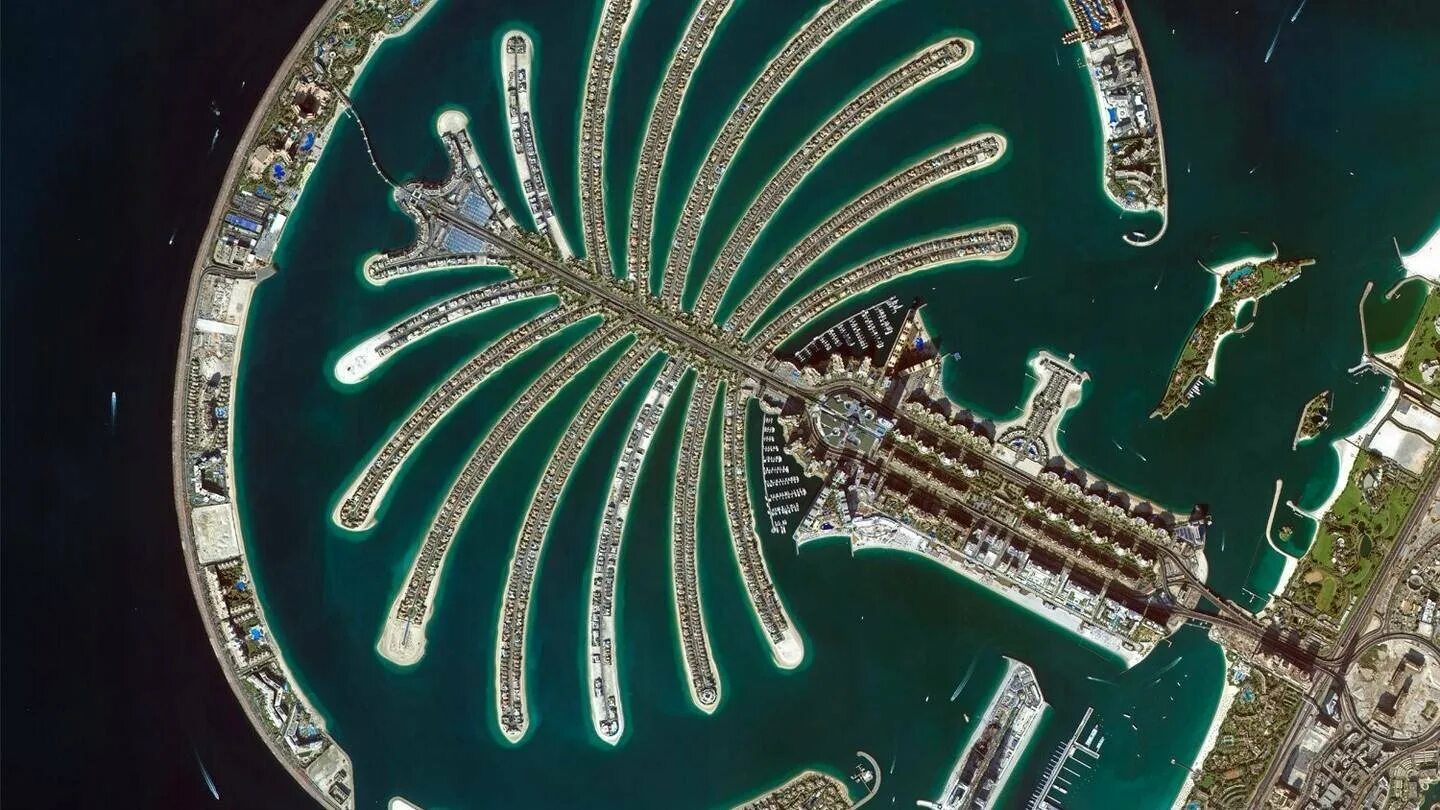 Пальма Джумейра 2022. Остров в Дубае Палм-Джумейра. Дубай район Пальма Джумейра. Искусственный остров Пальма Джумейра.
