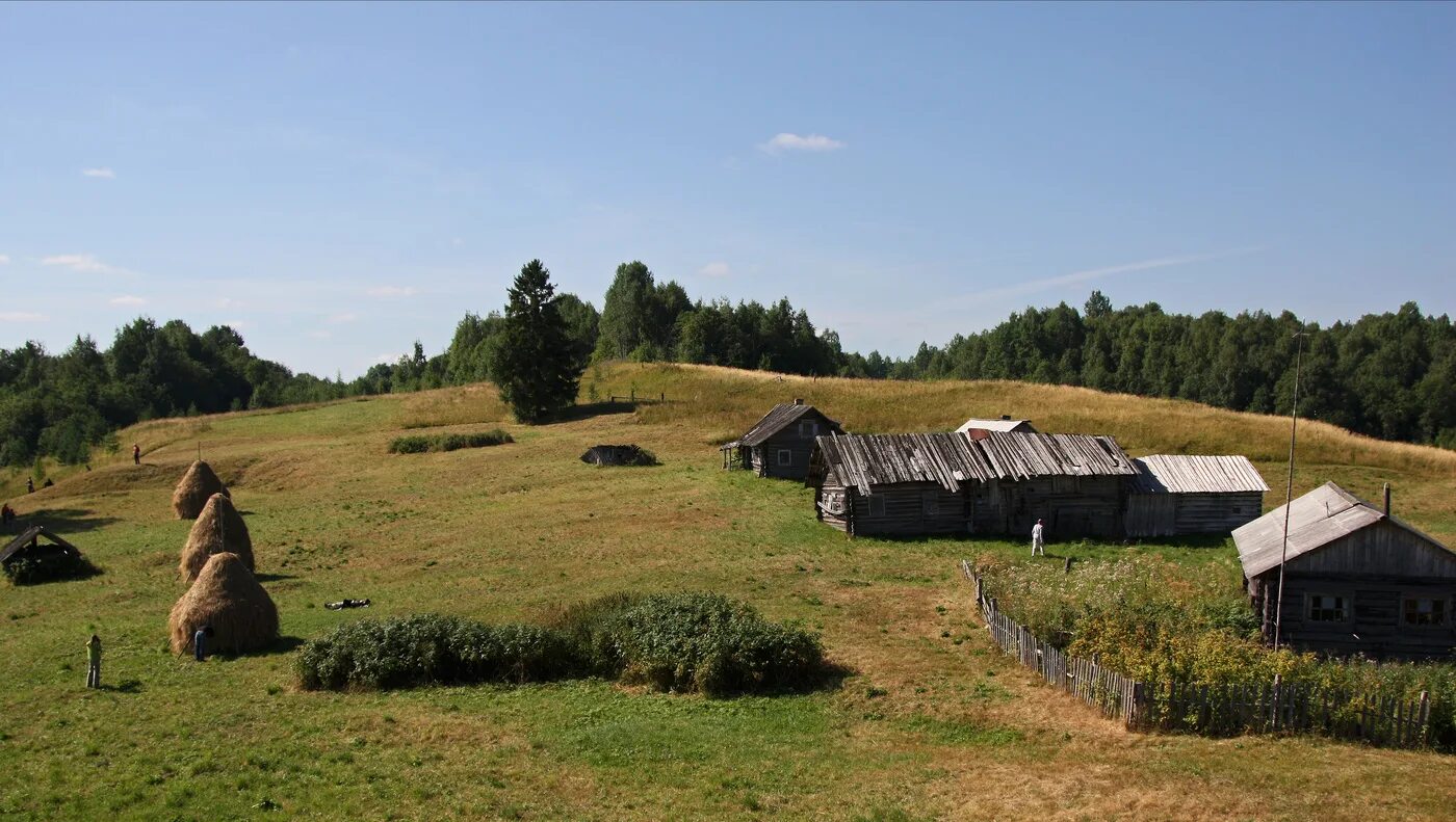 Край деревни 7. Глазово Кенозерье. Деревня Глазово, Кенозерье. Деревня Глазово Архангельская область. Глазово Брянская область деревня.