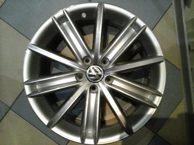 Диски new. Диски new york r18 tiguan. tiguan new york r18. диск new york r18 tiguan 2. диски new york r18.