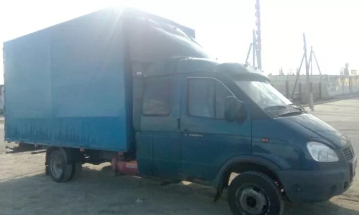 Соболь 2310 характеристики. Газ 3302 1995. Газ 3302 2000 года. Перевозка трактора на газели. 5.