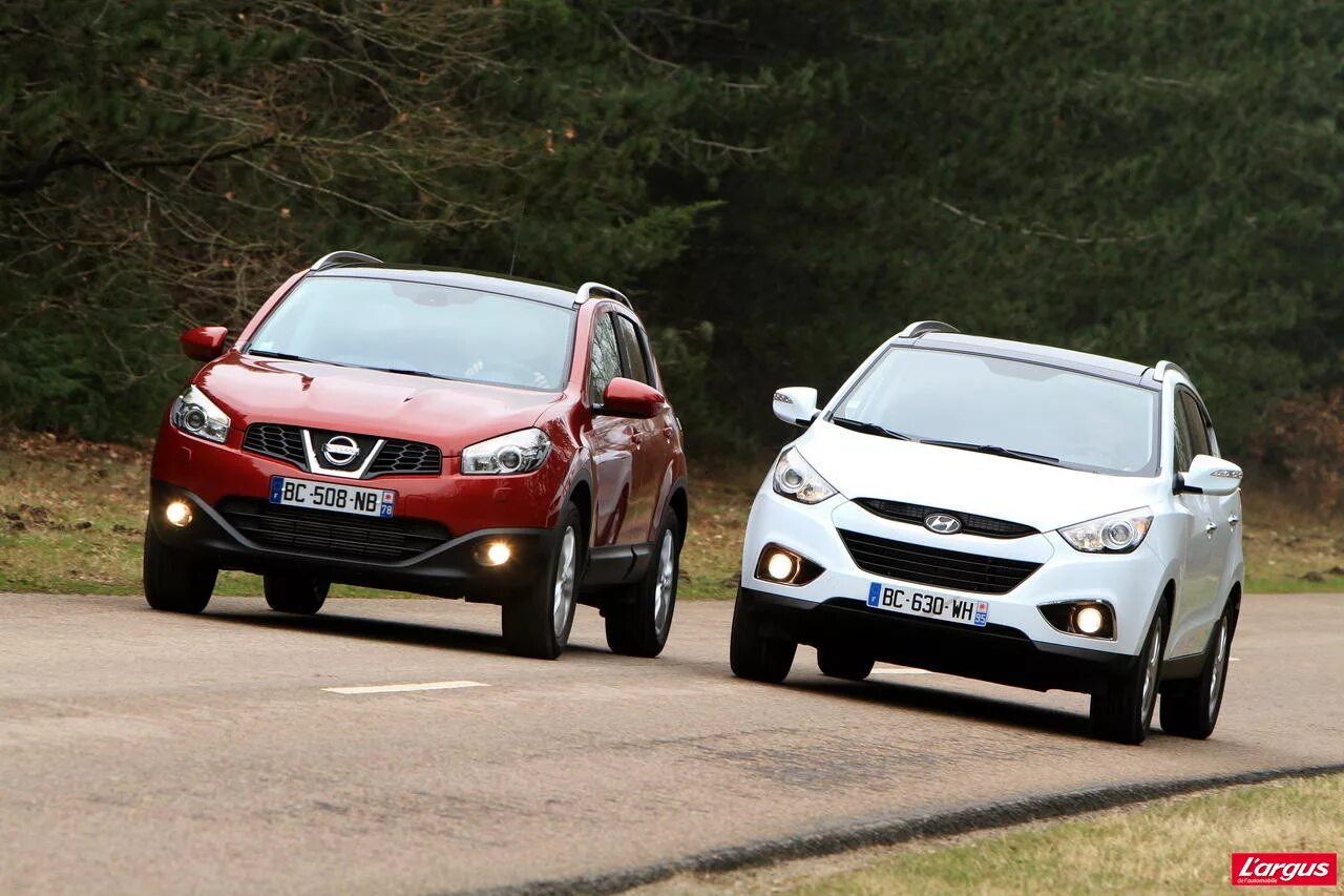 Nissan Qashqai 35. Hyundai Qashqai 2. Nissan ix35. Ix35 vs Qashqai.