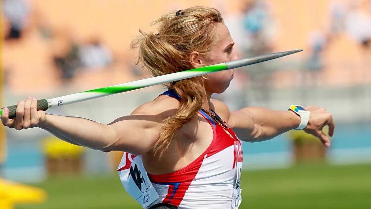 Метание копья. Длина метания копья. Метание копья техника выполнения. Метательные дисциплины в легкой атлетике. Легкая атлетика метание доклад.