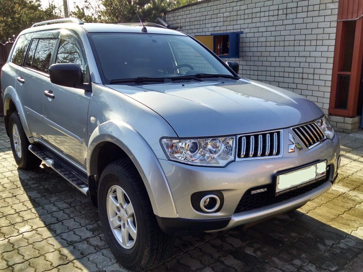 Mitsubishi pajero sport 1. 5 дизель. 5. паджеро спорт дизельный. Mitsubishi pajero sport 2011.