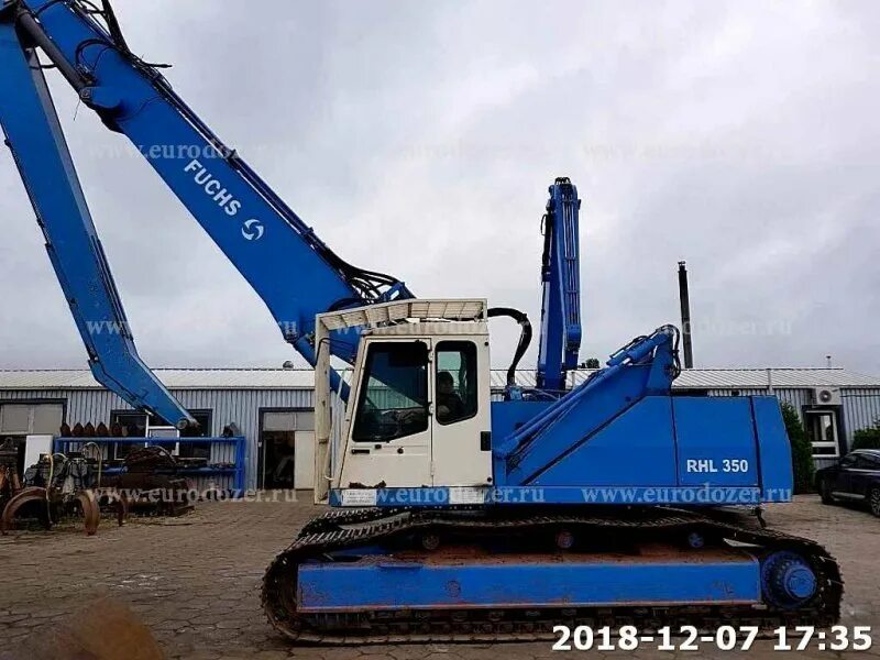 Перегружатели fuchs. Фукс 350 перегружатель. фукс терекс 350. terex fuchs mhl 350. фукс погрузчик перегружатель лома.