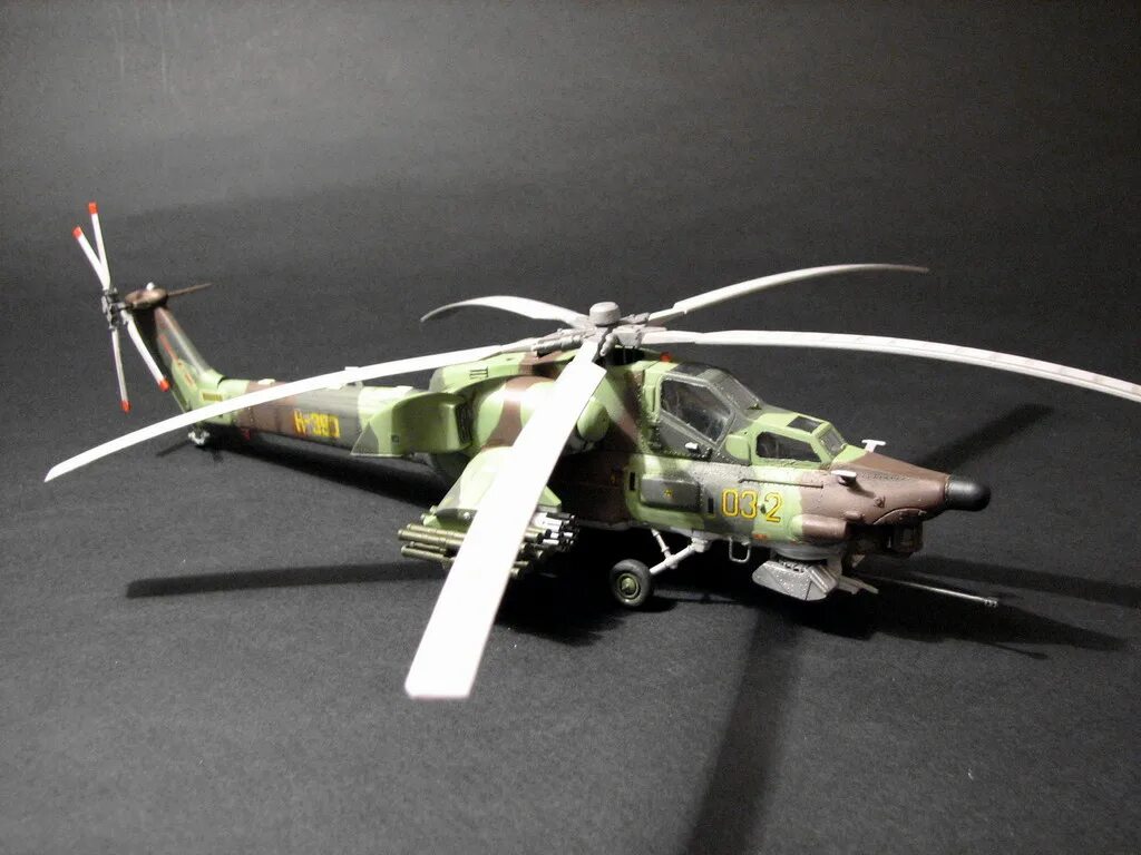 Ил-28 модель трумпетер. Ми 28 модель. Звезда модель вертолет ми-28а. Моделист ил-28 1:72. Модель ми-28н звезда.