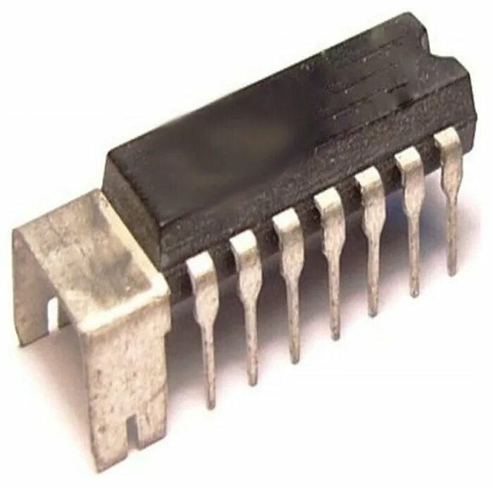 Импортные микросхемы. Ir2136s. Микросхема 106им2. Усилитель на тда 1555q. Микросхема импортные.