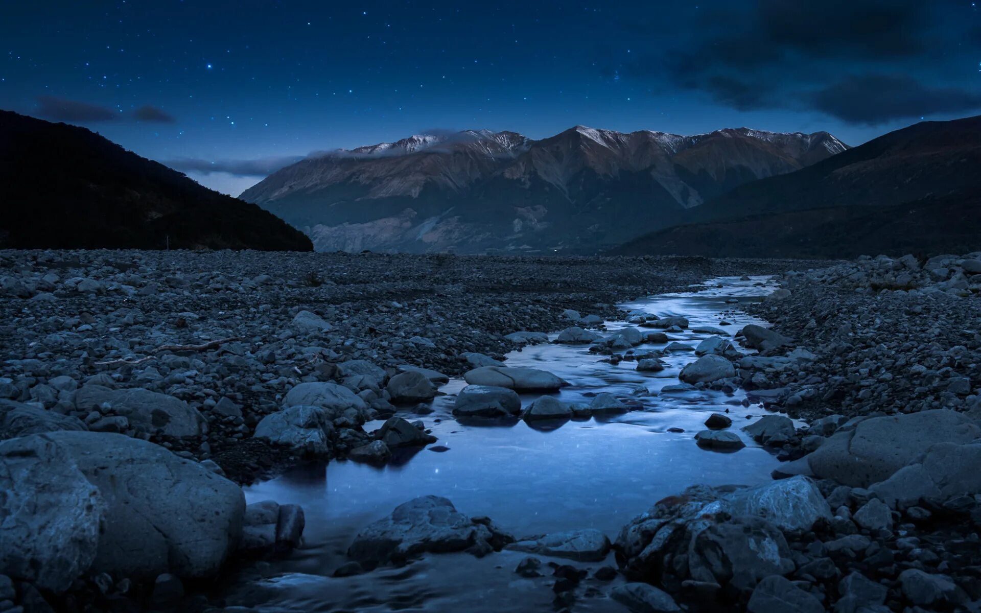 УАТА-Рике — самая непостоянная река (Чили). УАТА-Рике река. «Ночная» УАТА-Рике, Чили. Река ночная УАТА Рике.