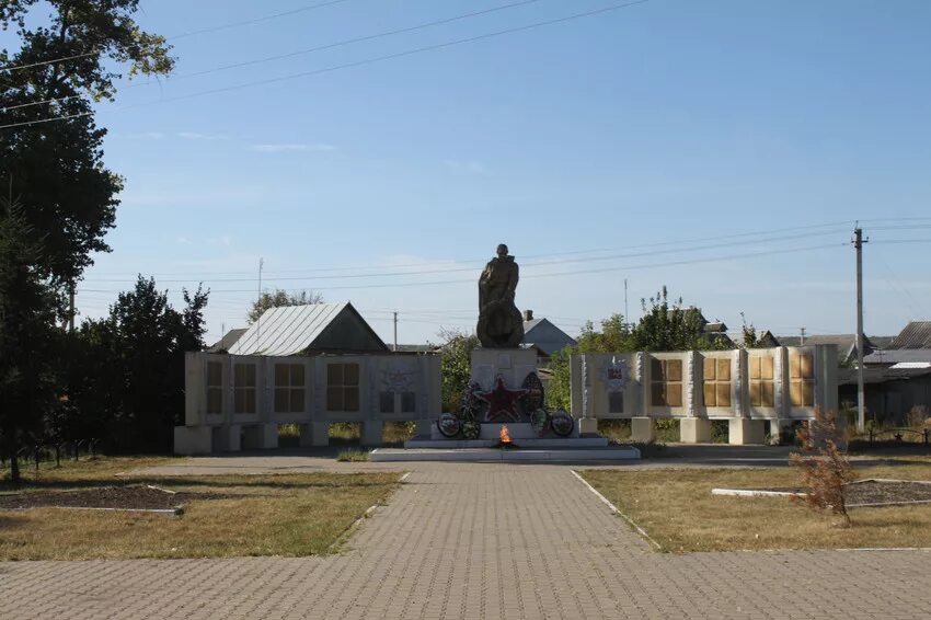 Село нова. Таволжанка Грязинский район. Новая Таволжанка Белгородская область. Новотаволжанка Шебекинский район.