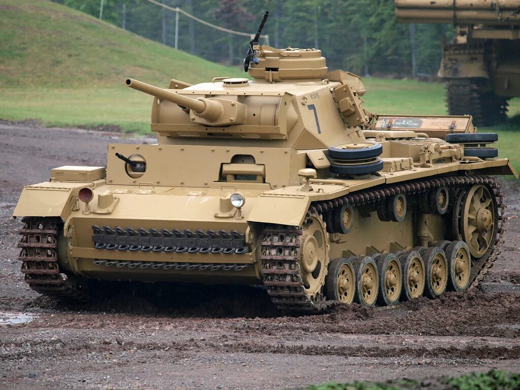 Pz kpfw t. Panzer 3 танк. Танк PZ Kpfw 3. Т3 танк вермахта. Т-3 танк Германия.