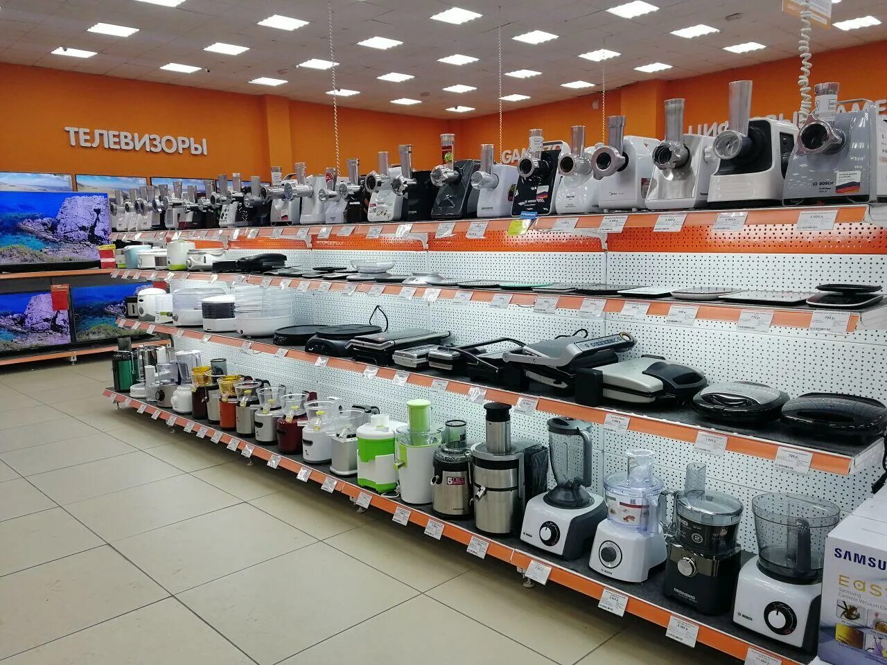 скупка сломанных телевизоров на запчасти. проспект ленина 83 стерлитамак. ремонт компьютеров и телевизоров. умелец стерлитамак. скупщики телевизоров.