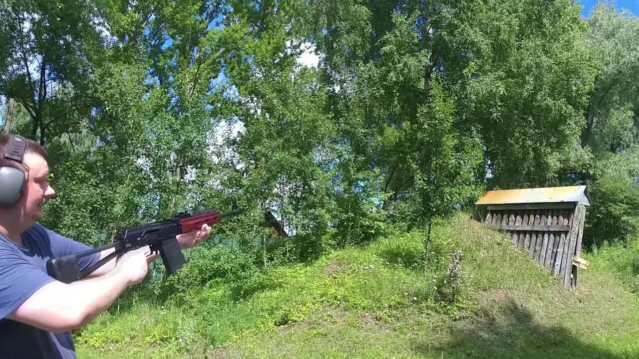 Сайга-12 ружьё стрельба. Сайга 410 пуля шар. Заряжание сайги 410. Сайга 20 охота копытных. Сайга 410 тир.