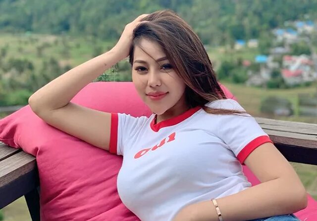 Payment check. Steph bigolive. Tante check. Check in перевод. Check to pay.