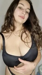 sweetanaastasia Nude OnlyFans Leaks.