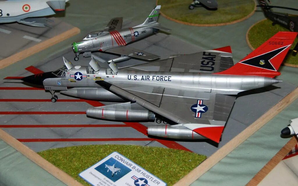 B-58 hustler. 1142 italeri 1/72 b-58 hustler. Convair b-58 hustler. 1142 italeri 1/72 b-58 hustler. B 58 1 72.
