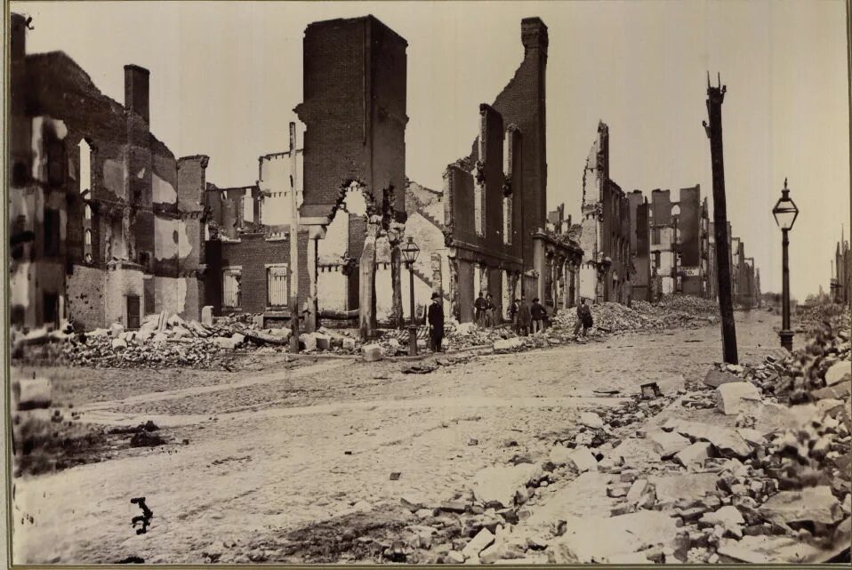 Атланта 1865 год. Разрушенный город 19 век. Атланта 19 век. Разрушенные города в 19 веке в США.