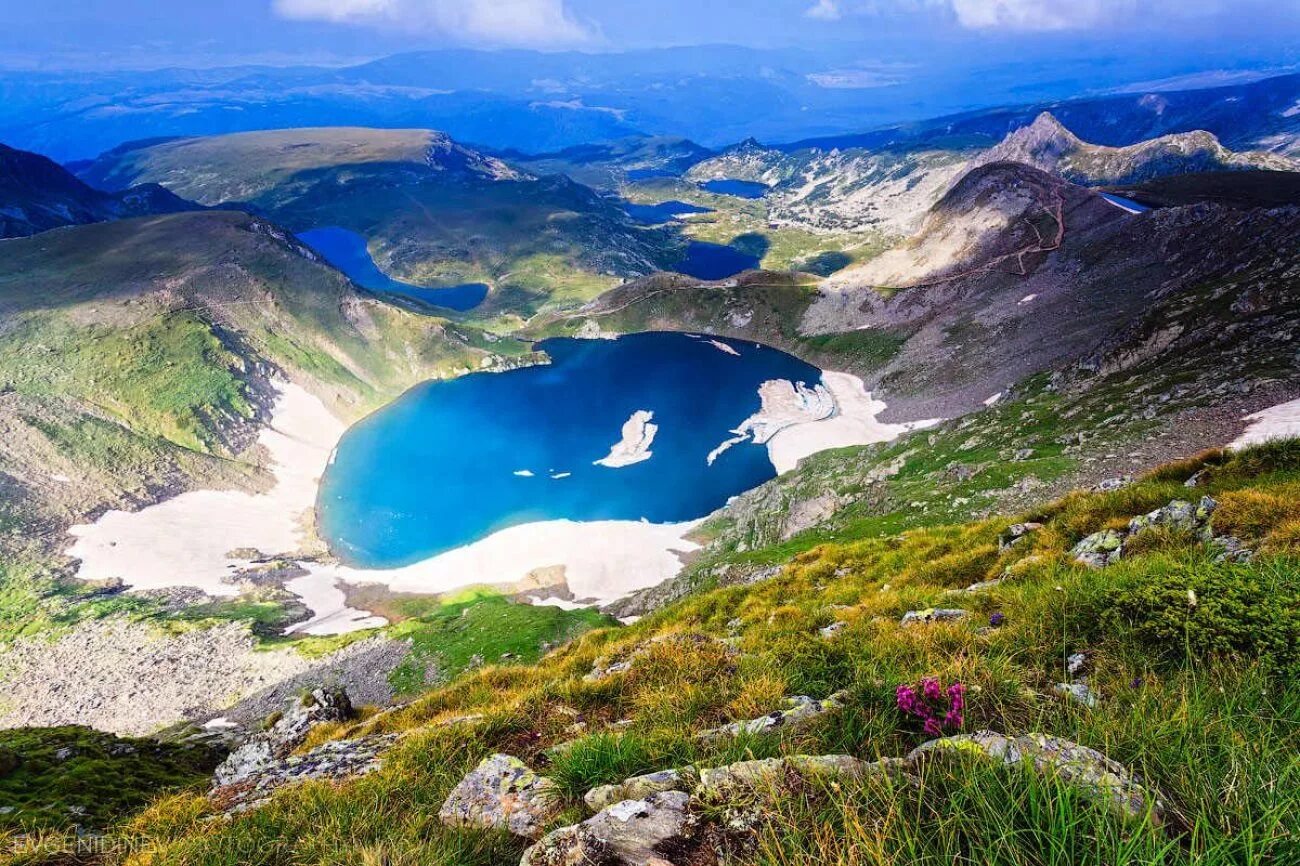 Массив одно из самых впечатляющих