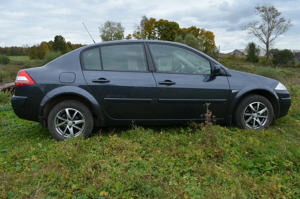 Renault megane 2 седан r18. Renault megane 2 r17. рено меган седан 2007. меган 2 на 16 дисках. рено меган на 16 дисках.