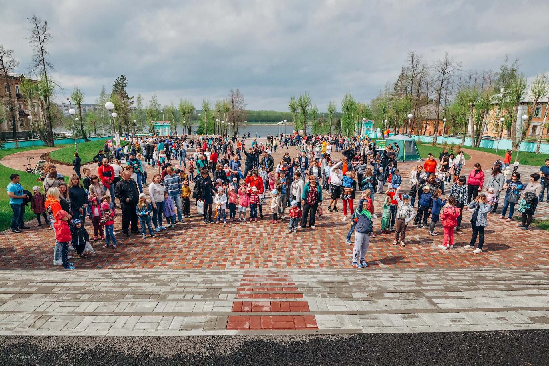 Парк влюбленных Краснотурьинск. Тихомировский парк Краснотурьинск. Парки Краснотурьинска. ДК баз Краснотурьинск парк.