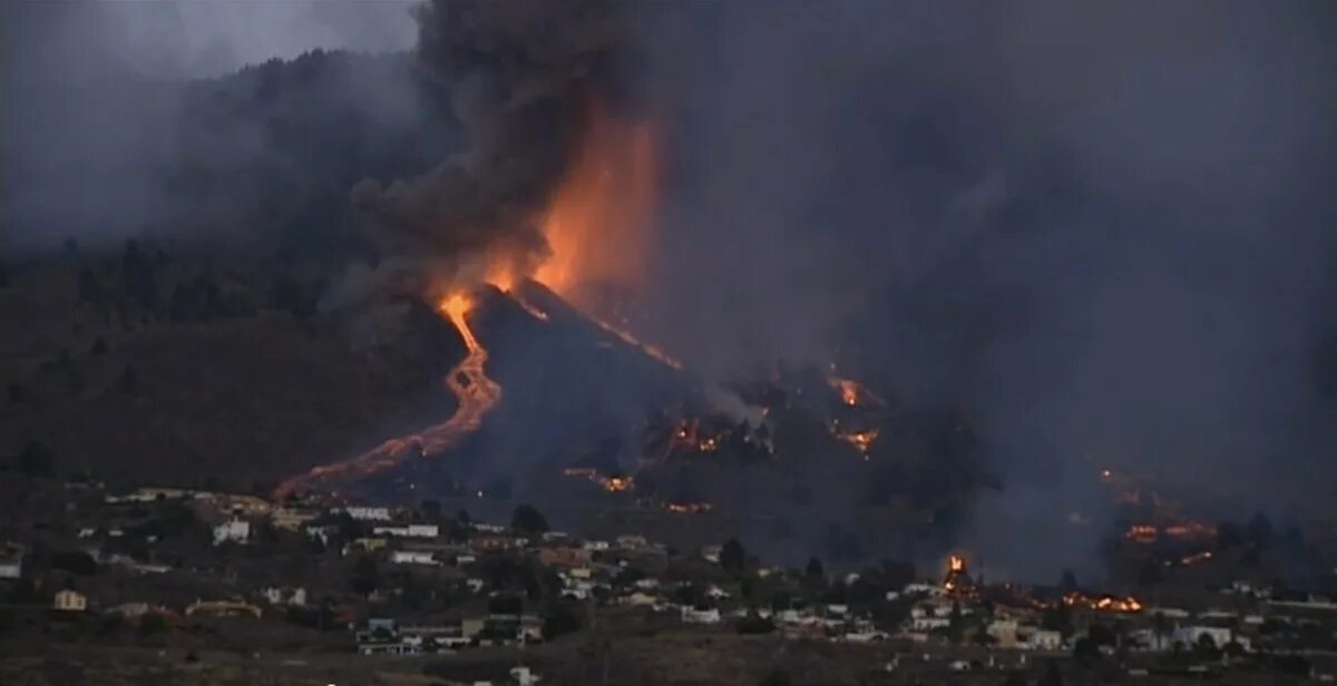 Извержение вулкана кумбре-вьеха 2021. Извержение вулкана кумбре-вьеха 2021. Новости вулканы сегодня. Вулкан кумбре-вьеха. Новости вулканы сегодня.