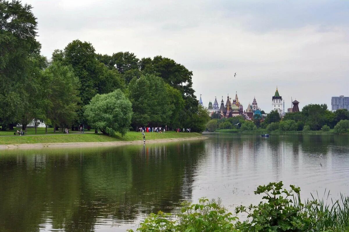 Evopark измайлово. Усадьба Измайлово. Измайловский парк усадьба. Царская усадьба Измайлово. Измайловский парк Просянский пруд.